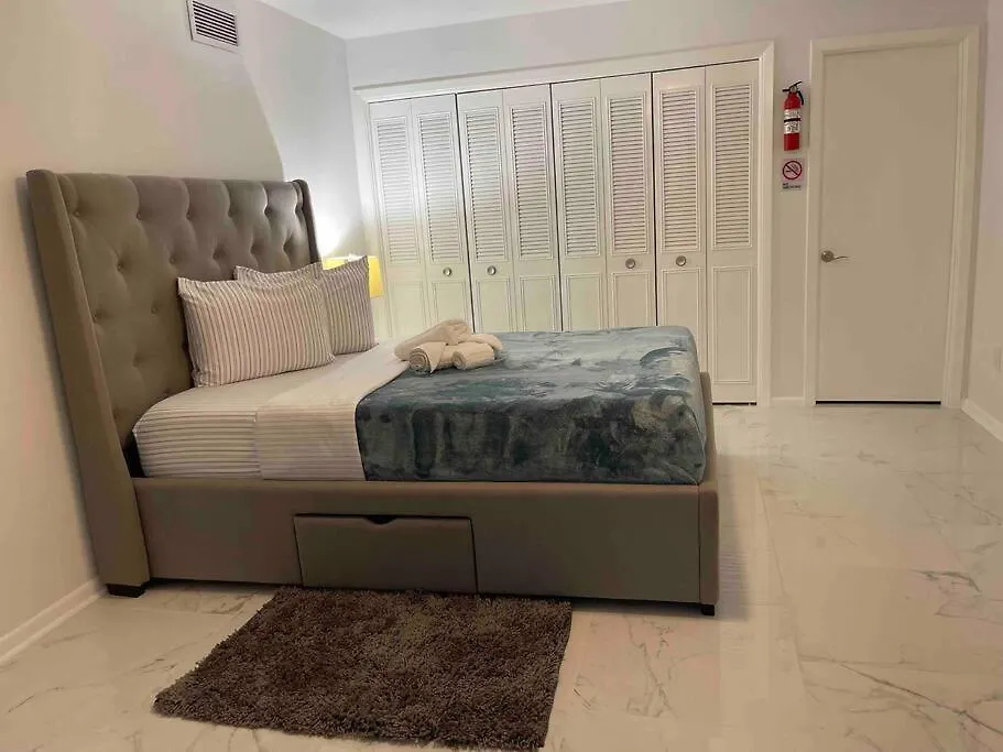 Entire Deluxe Studio In Orlando Near Disney Universal Studio Airpot And The Convention Center Apartment